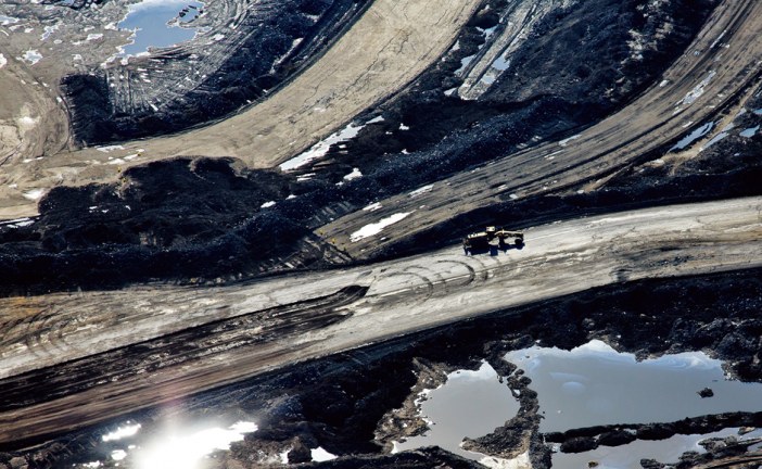 Thai energy major delays project in sign Big Oil remains wary of oilsands