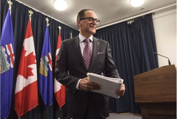 Varcoe: Another credit rating downgrade for Alberta as it rides oil price roller-coaster
