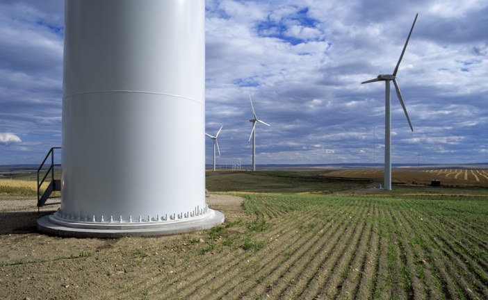 Canada’s oil capital takes big leap toward renewable energy as it seeks to balance climate with oilsands