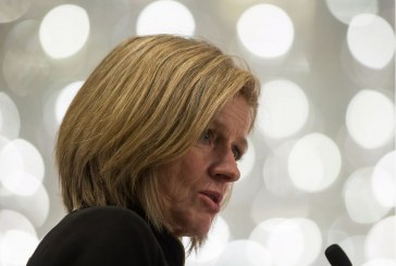 Yedlin: Notley ups pressure on pipeline, with Ottawa’s support
