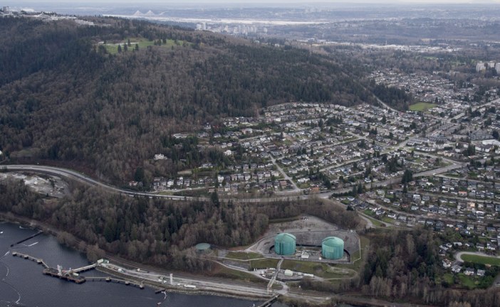 Varcoe: Poll finds dead heat in Alberta-B.C. pipeline feud among Canadians