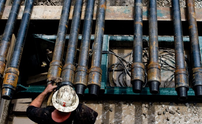 U.S. oil export surge may doom OPEC’s production cuts