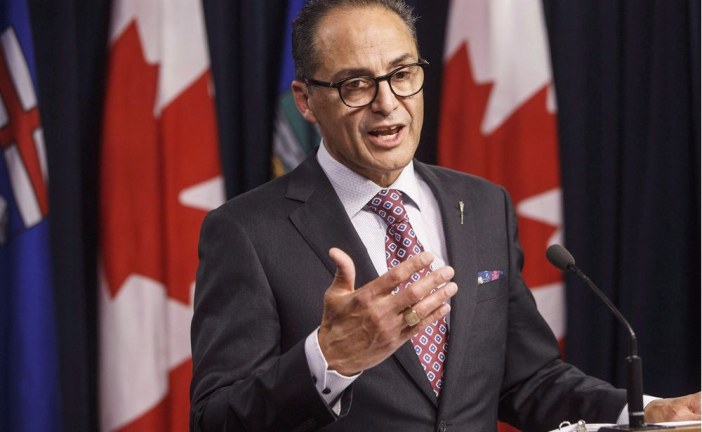 Varcoe: Alberta job outlook brightens, but pipeline bottlenecks could cost province $9B