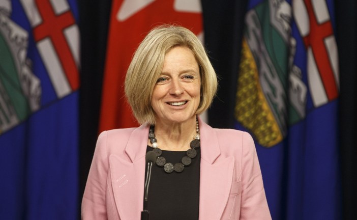 Alberta threatens to cut off oil exports to B.C. if Trans Mountain obstruction continues