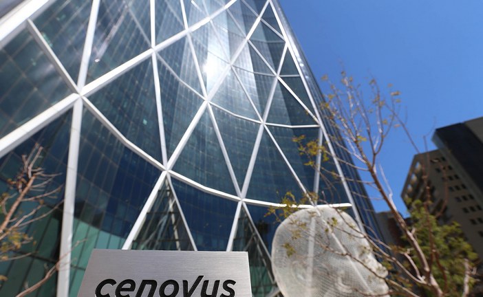 Cenovus plunges 7.5% after report ConocoPhillips looking to sell its $2.7B stake in company