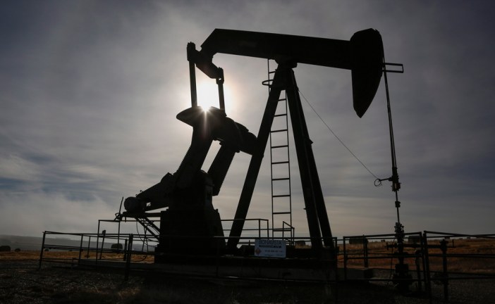 Oil set for longest losing streak since 2015 amid economic fears