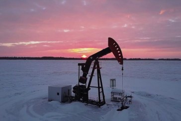 Oil prices edge higher on optimism over Omicron impact