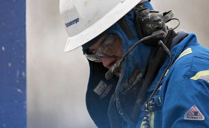 Oilpatch eyes budgets, slashes dividends and staff as it limps through steep price discounts