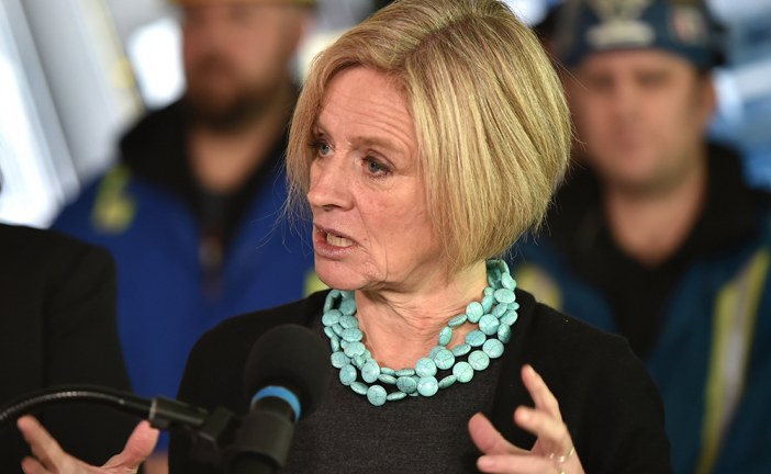 Varcoe: Why is Notley pushing refineries when industry experts say they’re not needed?