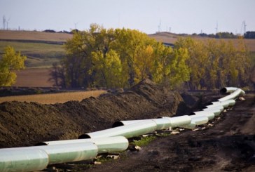 Judge keeps most Keystone XL pipeline work on hold