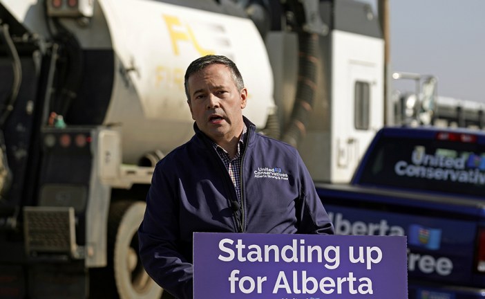 Varcoe: Leaders pitch pipeline fixes for Alberta, from ‘war room’ to beetle patrols