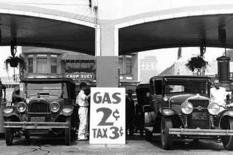 gas-station-e1483552745595