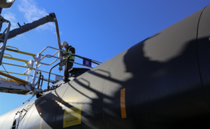 ​Imperial shutting down crude by rail, blames curtailment program