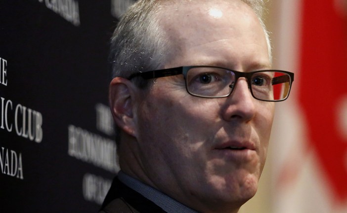 Enbridge urges regulator to avoid intervening in pipeline plan