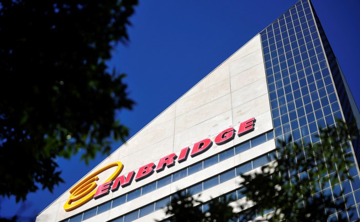 Oil firms weigh in on Enbridge’s proposed overhaul of Mainline pipeline contracts, and not all of them are complaining