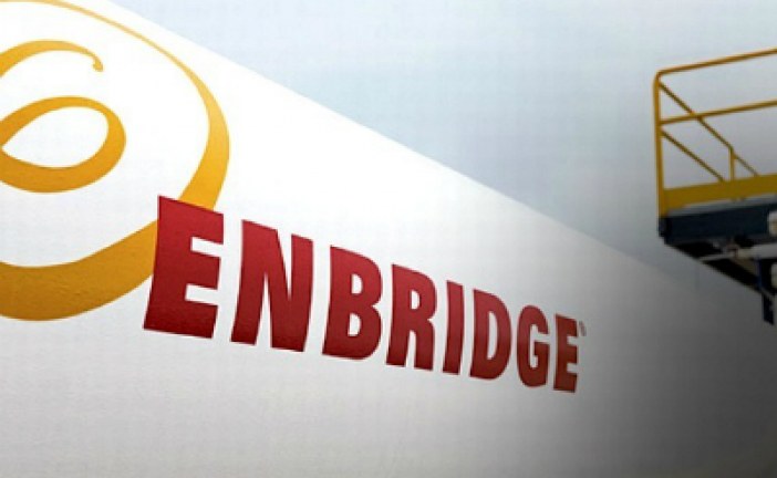 Enbridge urges Canadian regulator to avoid intervening in pipeline plan