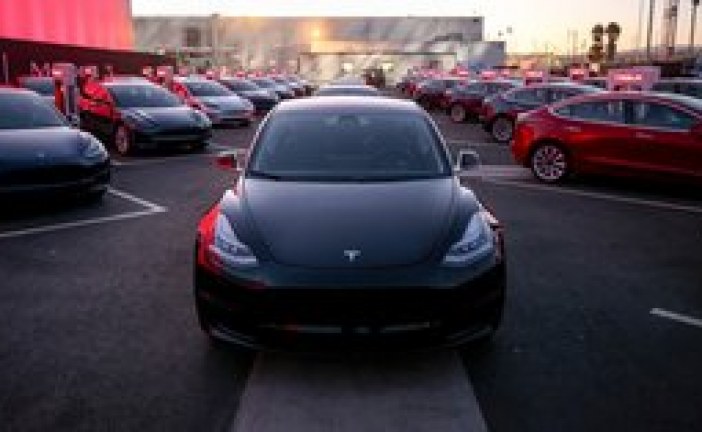 Electric vehicle sales spike in Q3 on federal subsidy