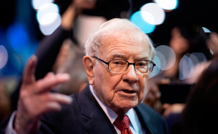 Buffett’s exit from $9 billion Quebec LNG project after rail blockades ‘a signal’ to investors