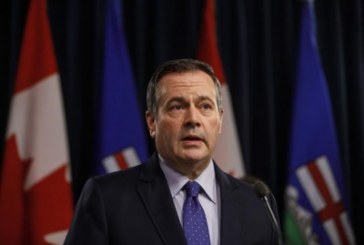 Alberta cuts deal on municipal oilpatch levies; not on unpaid property taxes