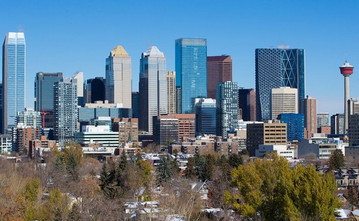 Varcoe: As new report shows historic 10 per cent hit to city economy, it’s time for Calgary to play more offence