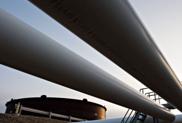 Enbridge sets high bar to build pipelines as big projects get riskier