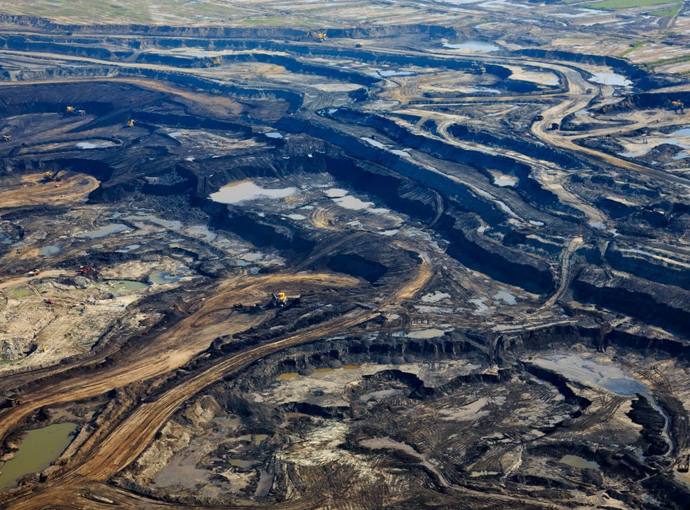  An aerial view Suncor’s Millennium Mine oilsands operation north of Fort McMurray, Alta.