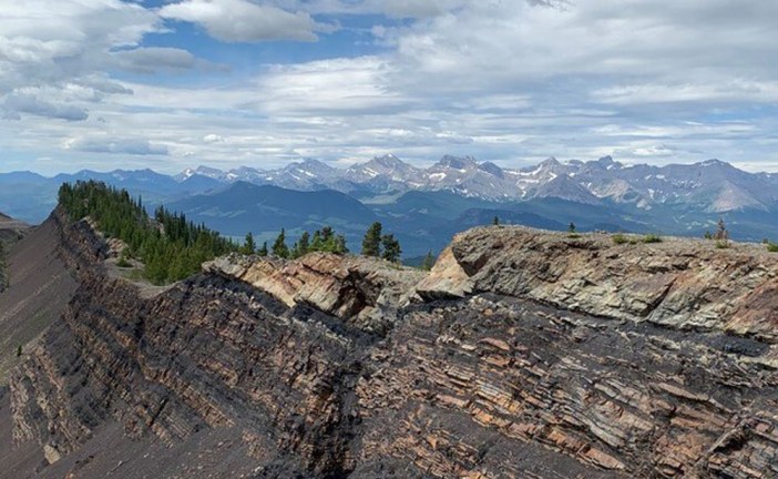 Wide-ranging analysis finds negative overall impacts from coal mining in Rockies