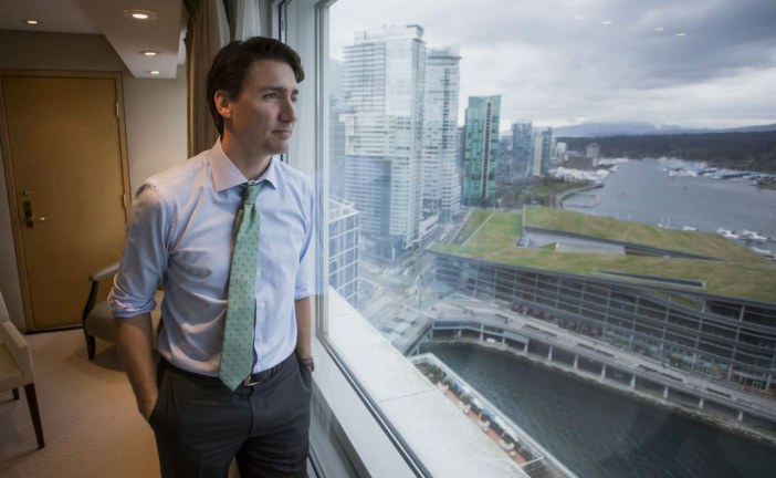 Riding High on Vaccines, Trudeau Aims to Restore Ruling Majority