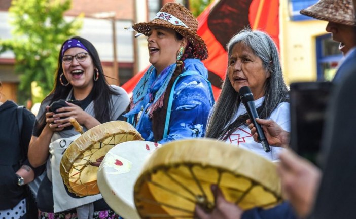 She was once left for dead in a dumpster. Now ‘Grandma Losah’ is leading a major protest movement