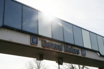 ‘Here for the long term’: Feds, Ontario announce more than $500 million for GM
