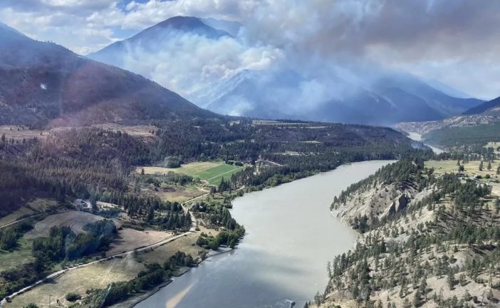 Wildfire threats grow in western provinces, as warmer and drier weather forecast