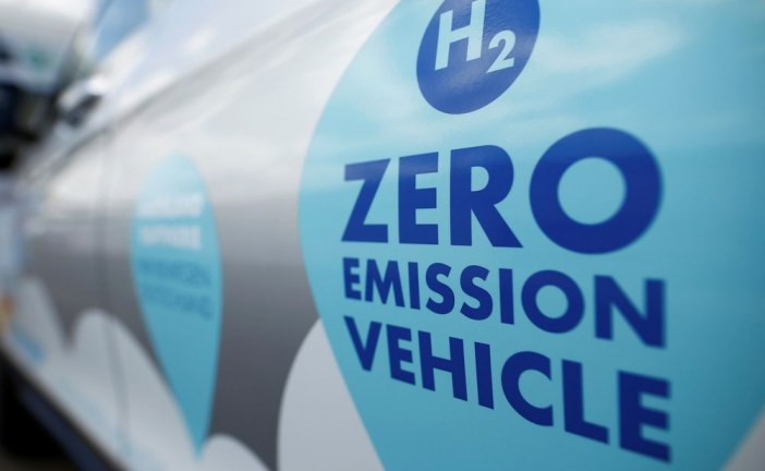 Should Canada invest in hydrogen? Here are the pros and cons