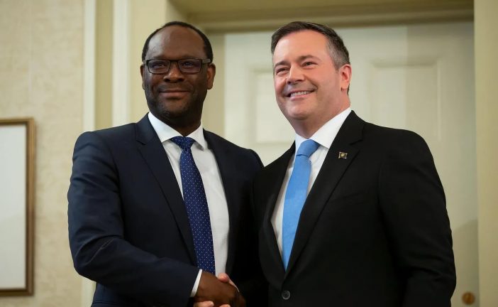 Alberta cabinet minister’s COVID-19 comments violate cabinet confidence, professor says
