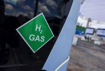 Green hydrogen project still alive despite Hydro-Québec exit, Quebec minister says