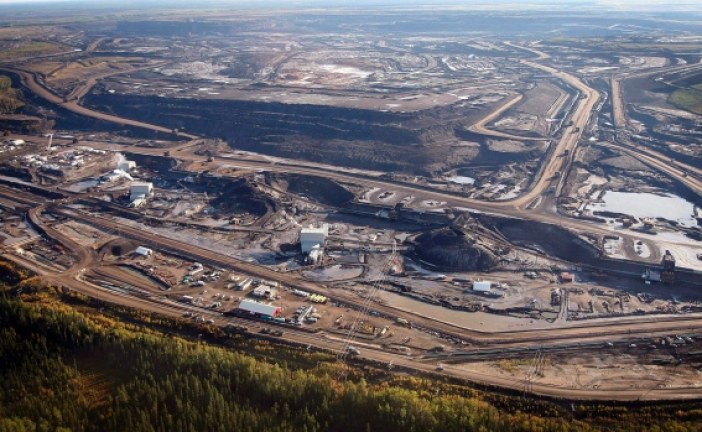 Oilsands group pledges to spend $16.5B on carbon capture project by 2030
