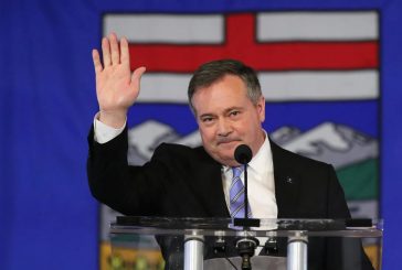 Jason Kenney resigns after Danielle Smith introduces her sovereignty act