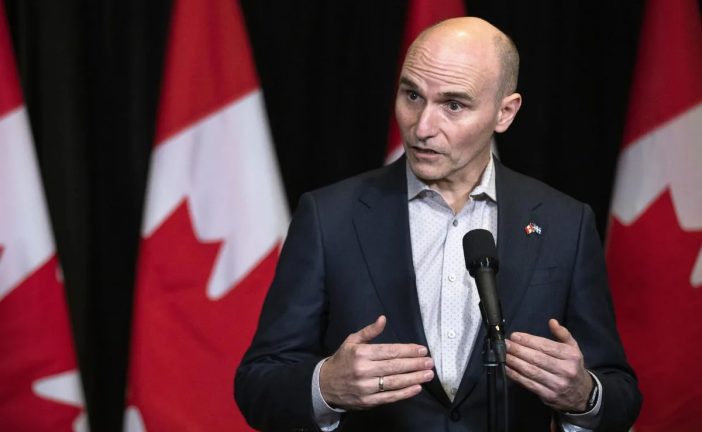 ‘This is not acceptable’: Federal government fires off warning to provinces over private health-care creep