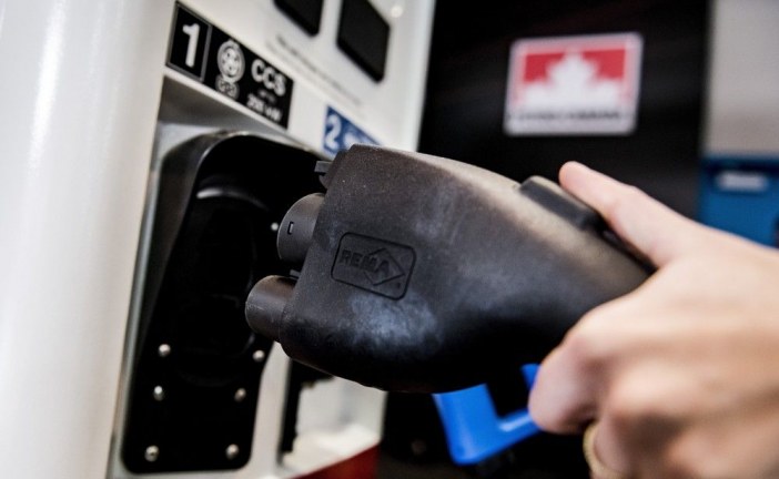 Incentives likely required to get EV owners to charge during low-demand hours: report