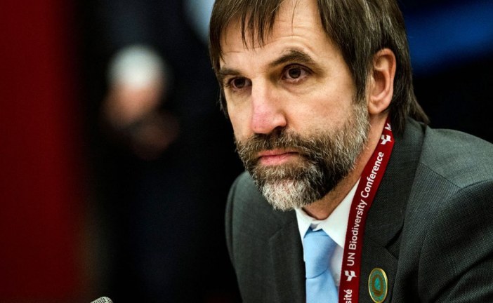 Varcoe: Report warns oilsands productions ‘at risk’ with emissions cap, as Guilbeault to meet Alberta counterpart