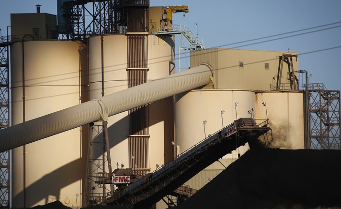 Coal towns look to renewable energy to fill void, but green jobs will be scarce